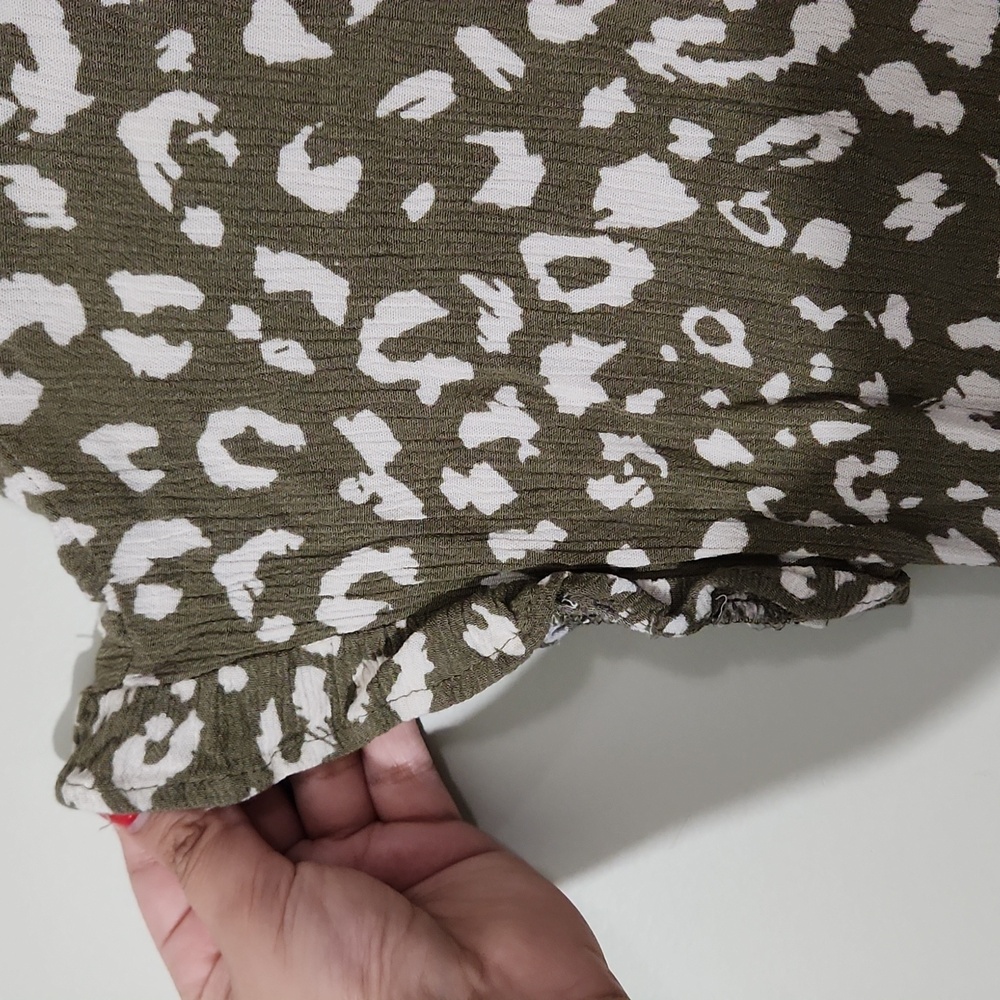 Olive Leopard Print Top - Picture 4 of 7
